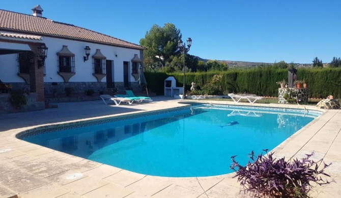 3 bedrooms house with private pool enclosed garden and wifi at Arriate