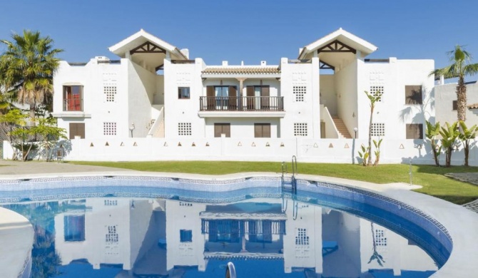Luxury apartment, surrounded by several golf courses and near the sea