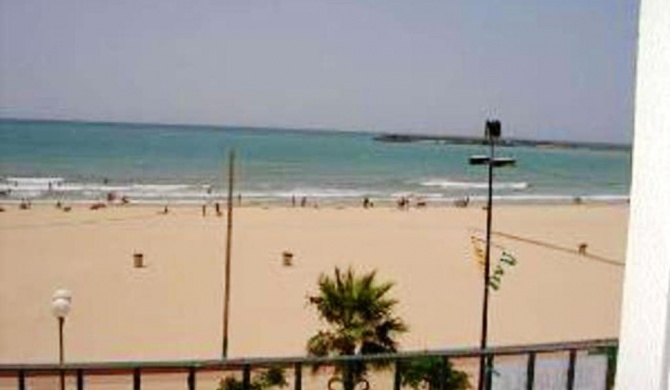 3 bedrooms appartement at Barbate 100 m away from the beach with sea view and furnished terrace