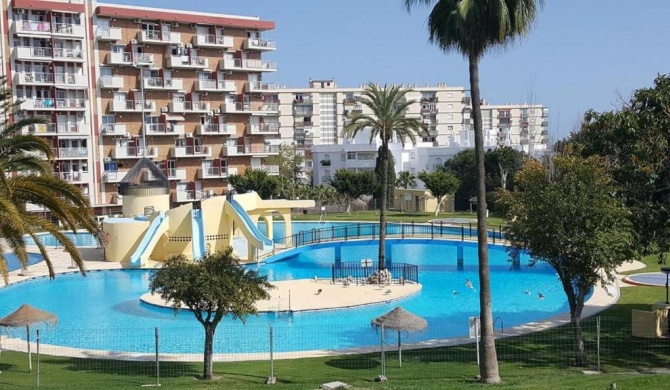 EXKLUSIVA LÄGENHET I BENALMADENA