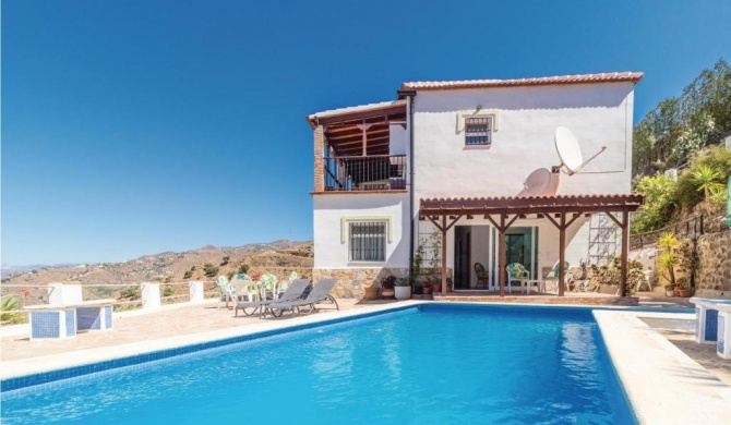 Amazing home in Arenas w/ Outdoor swimming pool, WiFi and 3 Bedrooms