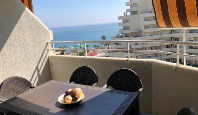 Primera linea de playa en Benalmadena, vistas al mar , Benal Beach Malaga