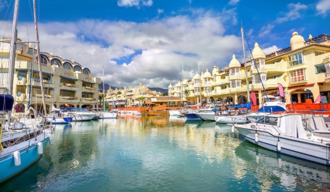 Puerto Marina waterfront apartment