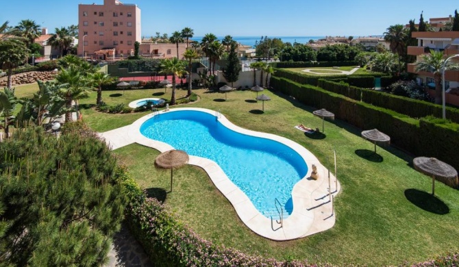 ROYAL TORREQUEBRADA Apartment primera linea de mar