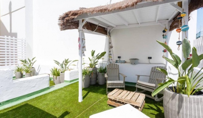 TERRAZA-Caleta Beach Home by Cadiz4Rentals