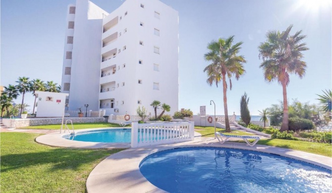 Stunning apartment in Calahonda with 2 Bedrooms, WiFi and Outdoor swimming pool