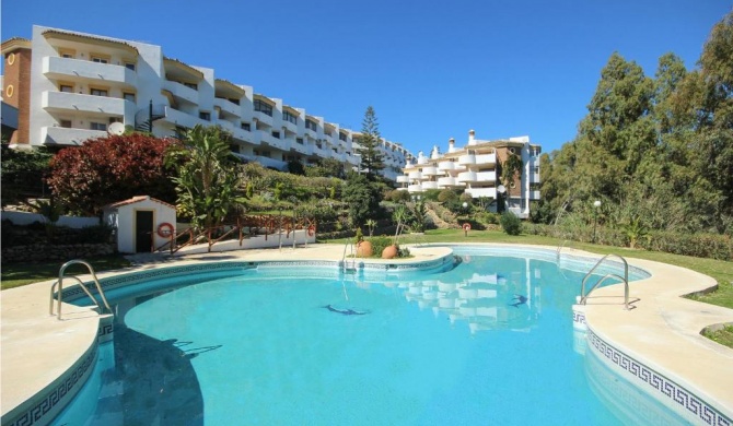 Stunning apartment in Calahonda with WiFi, Outdoor swimming pool and Swimming pool