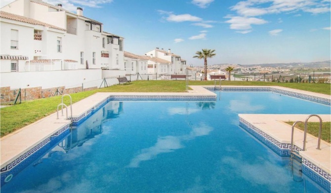 Beautiful home in Caleta de Velez w/ WiFi, Outdoor swimming pool and 2 Bedrooms