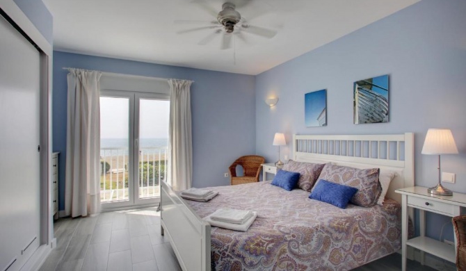 Your Vacation Retreat Right On The Beach