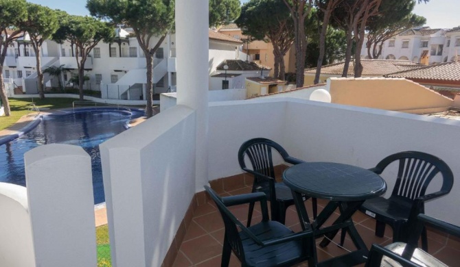 Apartamento Castillo de Mar, con piscina y parking