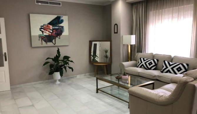 APARTAMENTO A 70 M. DE LA JUDERIA