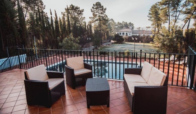 Casa del Brezo, piscina privada, cerca de Cordoba