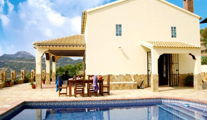 2 bedrooms chalet with lake view private pool and furnished garden at El Gastor