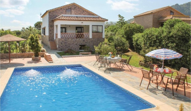 Three-Bedroom Holiday Home in El Gastor