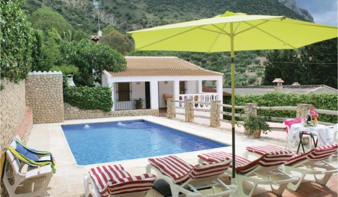 Beautiful home in El Gastor with 2 Bedrooms, Outdoor swimming pool and Swimming pool