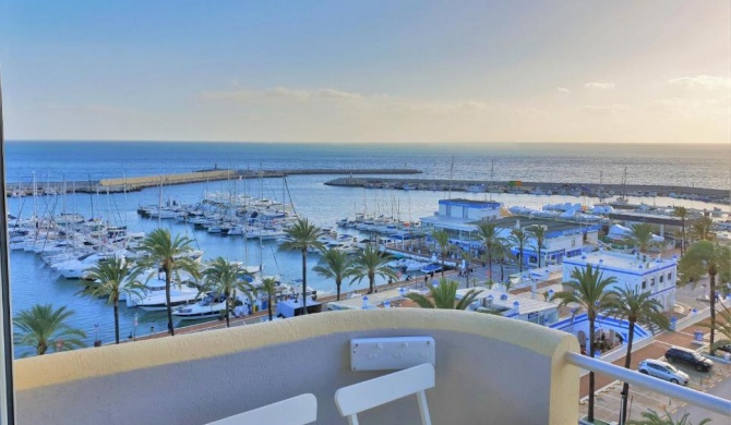 FABULOUS APARTMENT IN FRONT OF SEA & MARINA WITH INCREDIBLE VIEWS