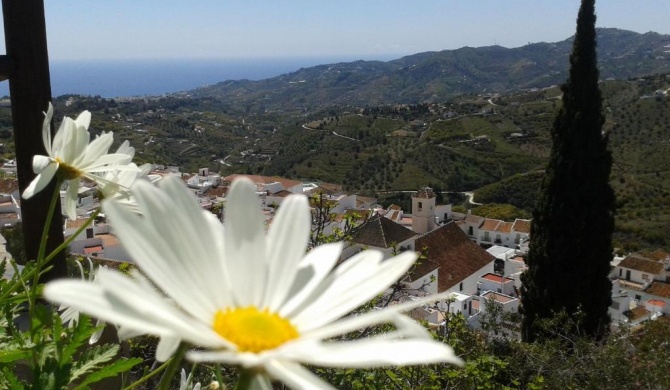 Casa Ana, Fantásticas vistas al pueblo, el mar y la montaña