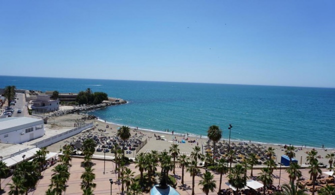 Beachfront apartment in Fuengirola with sea views