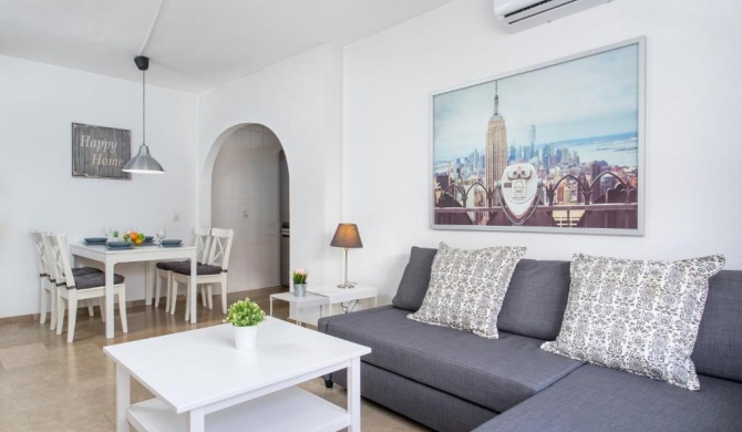 Central gem in Los Boliches SOHO with wifi and tv ref77