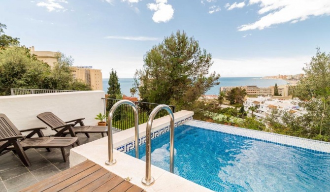 Torreblanca 4BDR Townhouse with Stunning Views